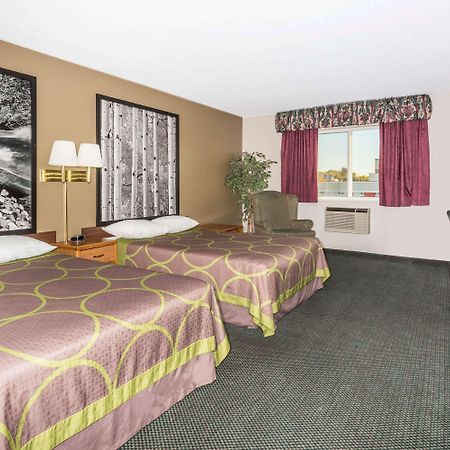 Super 8 by Wyndham Ft. Morgan Hotel Fort Morgan Eksteriør billede