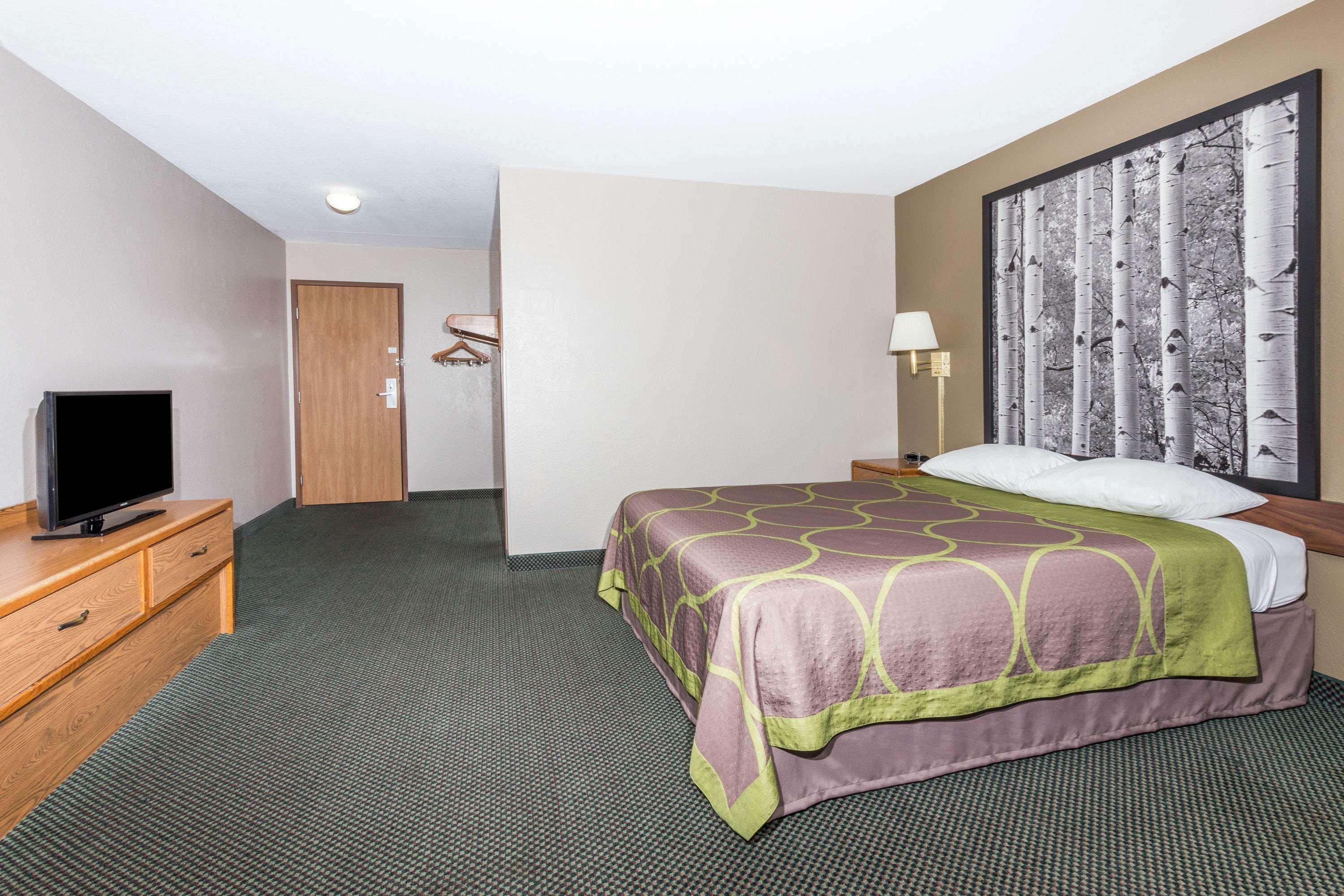 Super 8 by Wyndham Ft. Morgan Hotel Fort Morgan Eksteriør billede
